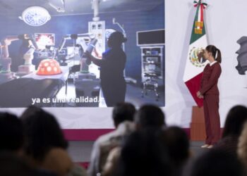 Gobierno de México innova y transforma la atención a la salud en el IMSS, ISSSTE e IMSS Bienestar con equipos modernos: Presidenta