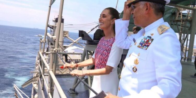 Son tiempos de definiciones, de defender la soberanía nacional: Presidenta en el Día de la Marina Nacional desde Lázaro Cárdenas, Michoacán