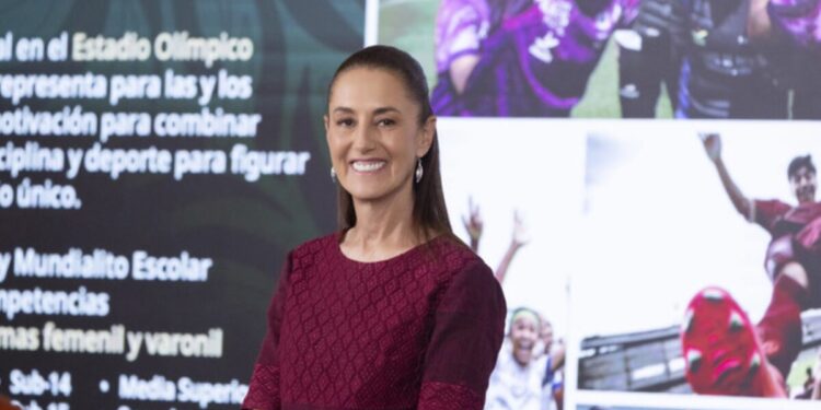 Es aprovechar el mundial para fortalecer la actividad deportiva: Presidenta; habrá 4 mil 208 canchas del Mundial Social en todo el país