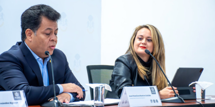 Simplifica Jalisco el trámite de la cédula profesional estatal con nueva modalidad 100 por ciento en línea